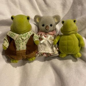 Calico critters turtles and koala